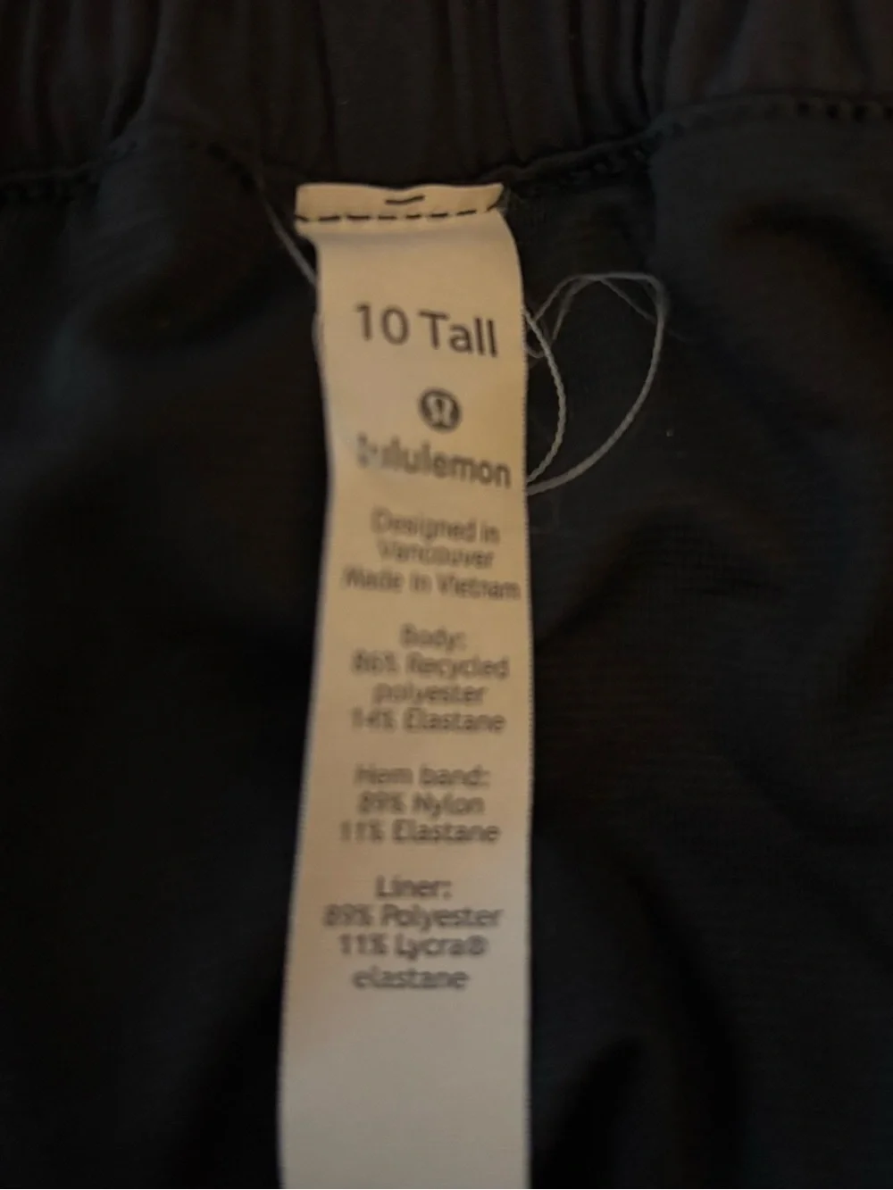 LULULEMON Hotty Hot low rise lined shorts. Size 10 tall.